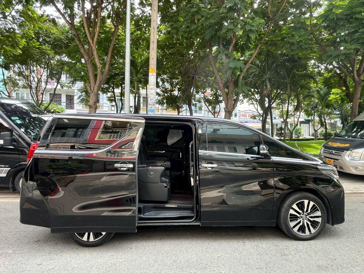 Thuê Xe Hợp Đồng Tại Cai Lậy