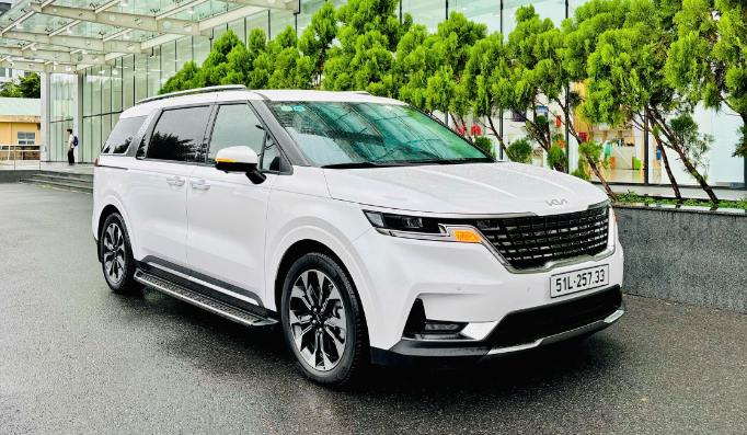 Thue xe rieng hay di xe khach cai nao re hon